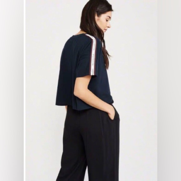 Abercrombie & Fitch Navy Blue Logo Tape Cotton Cropped T-Shirt, Size Small - Picture 3 of 10